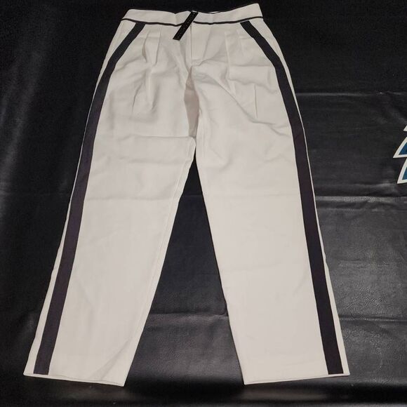 Alice + Olivia Pants - NWT Alice + Olivia Womens Off White Black Stripe Esta Pleat Pants 6